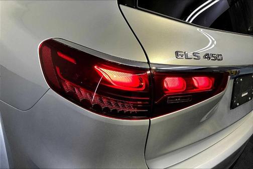 2026 Mercedes-Benz GLS 450 