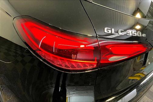 2025 Mercedes-Benz GLC 350e Base 4MATIC