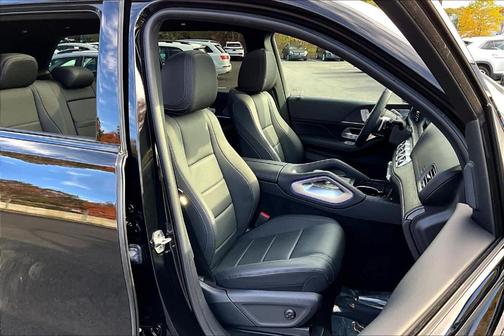 2024 Mercedes-Benz GLS 450 4MATIC