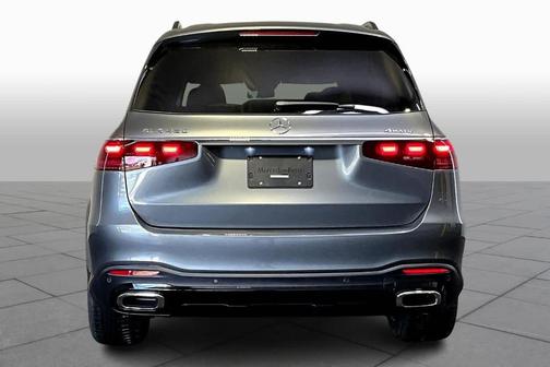 2026 Mercedes-Benz GLS 450 