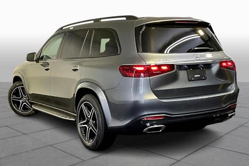 2026 Mercedes-Benz GLS 450 