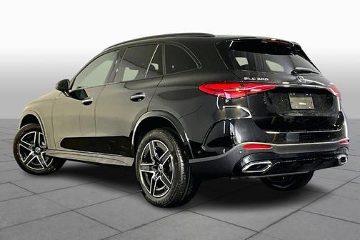 2026 Mercedes-Benz GLC 300 Base 4MATIC