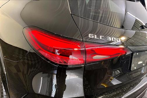 2026 Mercedes-Benz GLC 300 Base 4MATIC