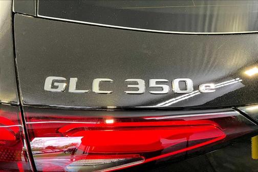2025 Mercedes-Benz GLC 350e Base 4MATIC