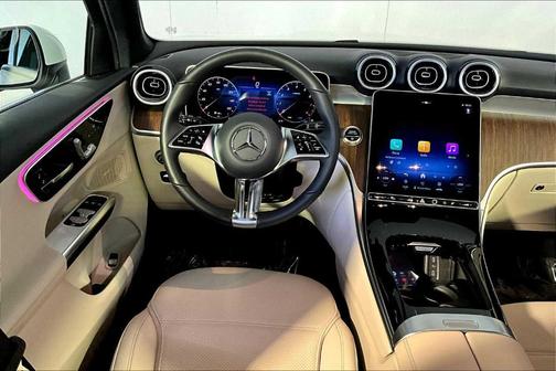 2025 Mercedes-Benz GLC 300 Base 4MATIC