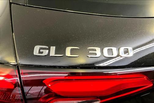 2026 Mercedes-Benz GLC 300 Base 4MATIC