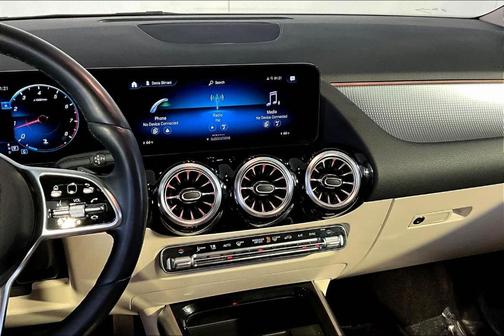 2022 Mercedes-Benz GLA 250 Base 4MATIC