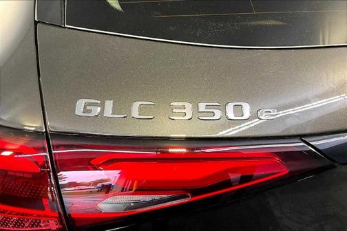 2025 Mercedes-Benz GLC 350e Base 4MATIC