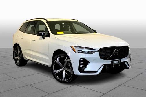 2022 Volvo XC60 Recharge Plug-In Hybrid T8 R-Design Extended Range