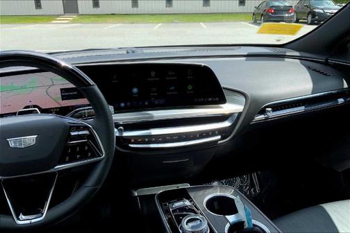 2023 Cadillac LYRIQ Luxury