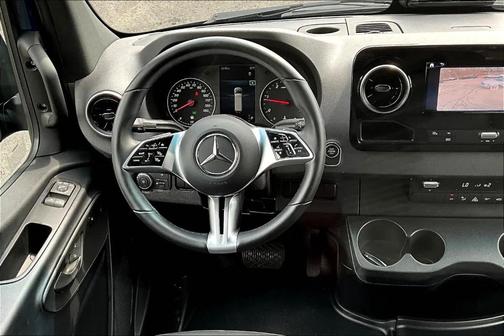 2025 Mercedes-Benz Sprinter 2500 Standard Roof 4-Cyl Diesel HO