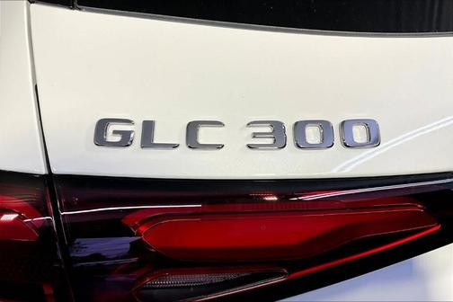 2026 Mercedes-Benz GLC 300 Base 4MATIC