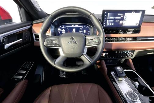 2025 Mitsubishi Outlander SEL