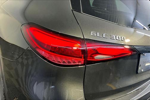 2026 Mercedes-Benz GLC 300 Base 4MATIC