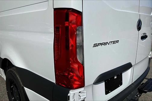 2025 Mercedes-Benz Sprinter 2500 