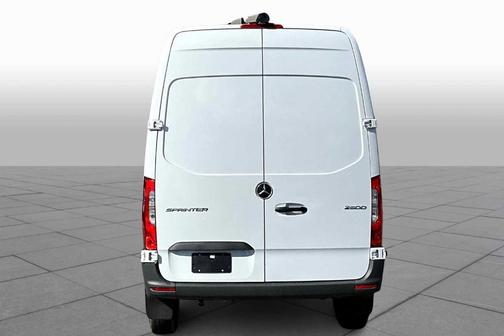 2025 Mercedes-Benz Sprinter 2500 