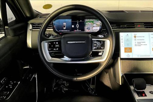 2025 Land Rover Range Rover P530 SE