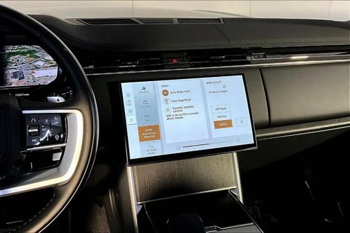 2025 Land Rover Range Rover P530 SE