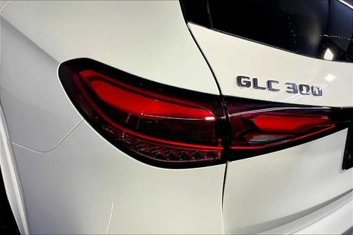 2026 Mercedes-Benz GLC 300 Base 4MATIC