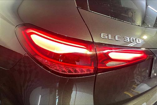 2026 Mercedes-Benz GLC 300 Base 4MATIC