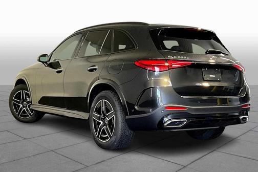 2026 Mercedes-Benz GLC 350e 