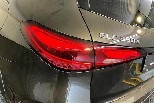 2026 Mercedes-Benz GLC 350e 