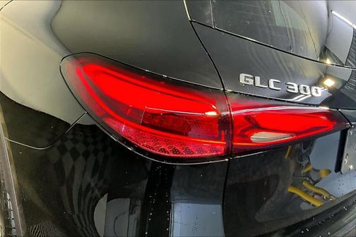 2026 Mercedes-Benz GLC 300 Base 4MATIC