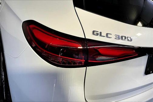2025 Mercedes-Benz GLC 300 Base 4MATIC