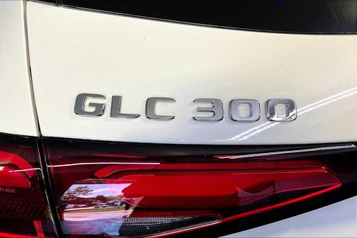2025 Mercedes-Benz GLC 300 Base 4MATIC