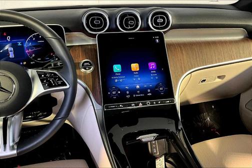 2025 Mercedes-Benz GLC 300 Base 4MATIC