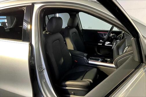 2025 Mercedes-Benz GLA 250 Base 4MATIC