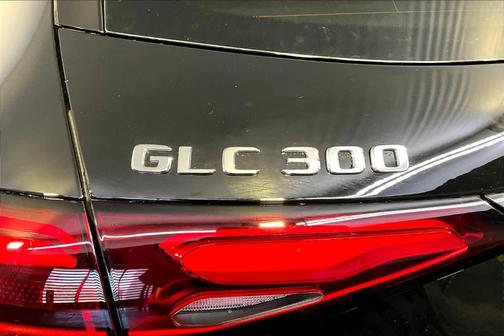 2026 Mercedes-Benz GLC 300 Base 4MATIC