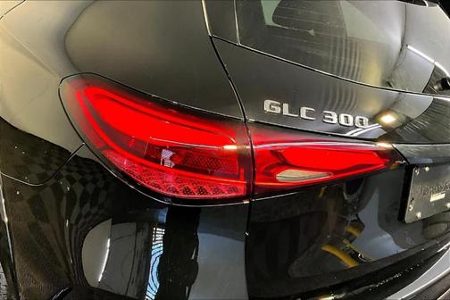 2026 Mercedes-Benz GLC 300 Base 4MATIC