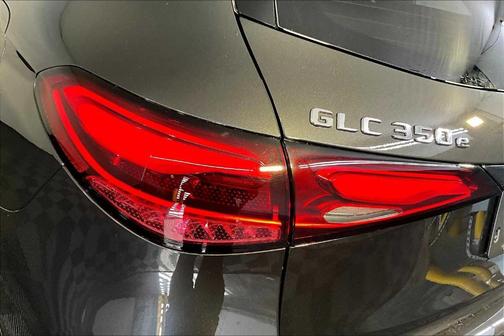 2025 Mercedes-Benz GLC 350e Base 4MATIC