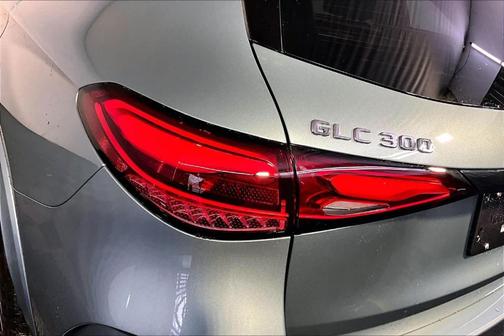 2026 Mercedes-Benz GLC 300 Base 4MATIC