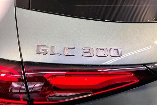 2026 Mercedes-Benz GLC 300 Base 4MATIC