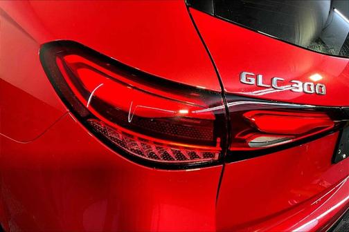 2025 Mercedes-Benz GLC 300 Base 4MATIC