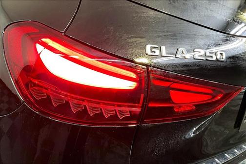 2025 Mercedes-Benz GLA 250 Base 4MATIC