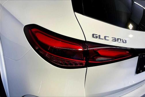 2026 Mercedes-Benz GLC 300 Base 4MATIC