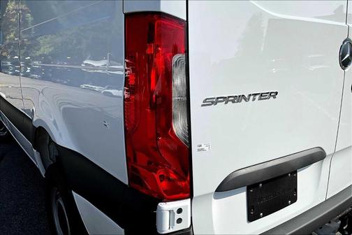 2025 Mercedes-Benz Sprinter 2500 