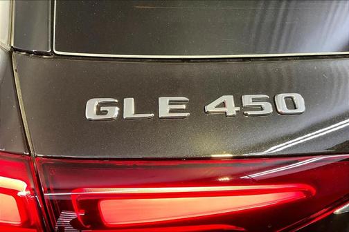 2026 Mercedes-Benz GLE 450 4MATIC