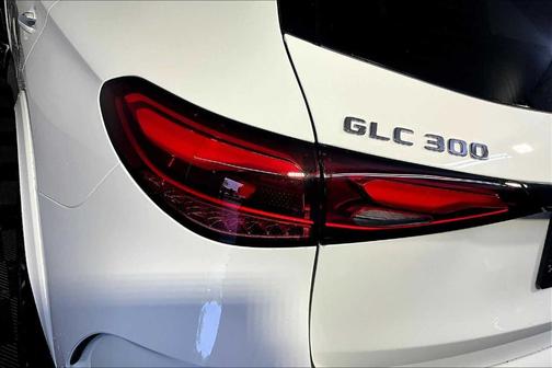 2025 Mercedes-Benz GLC 300 Base 4MATIC