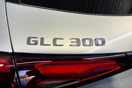 2026 Mercedes-Benz GLC 300 Base 4MATIC