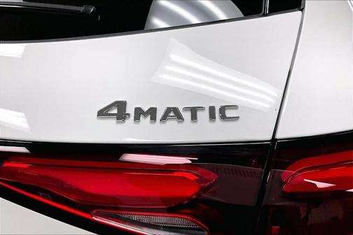 2025 Mercedes-Benz GLC 300 Base 4MATIC