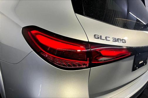 2026 Mercedes-Benz GLC 300 Base 4MATIC