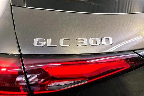 2026 Mercedes-Benz GLC 300 Base 4MATIC