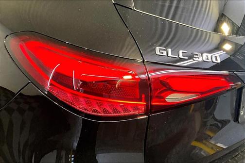 2026 Mercedes-Benz GLC 300 Base 4MATIC