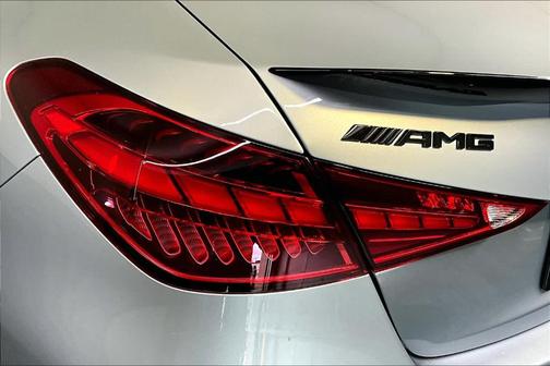 2024 Mercedes-Benz AMG C 63 S E Performance