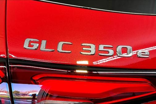 2025 Mercedes-Benz GLC 350e Base 4MATIC