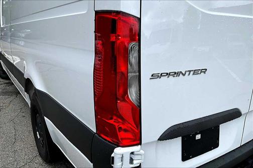 2025 Mercedes-Benz Sprinter 2500 